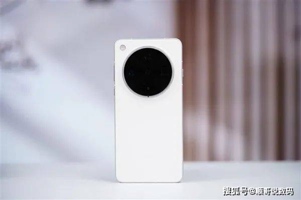 ：搭载天玑9500+双潜望镜头！开元棋牌又一款2K直屏新机曝光(图5)